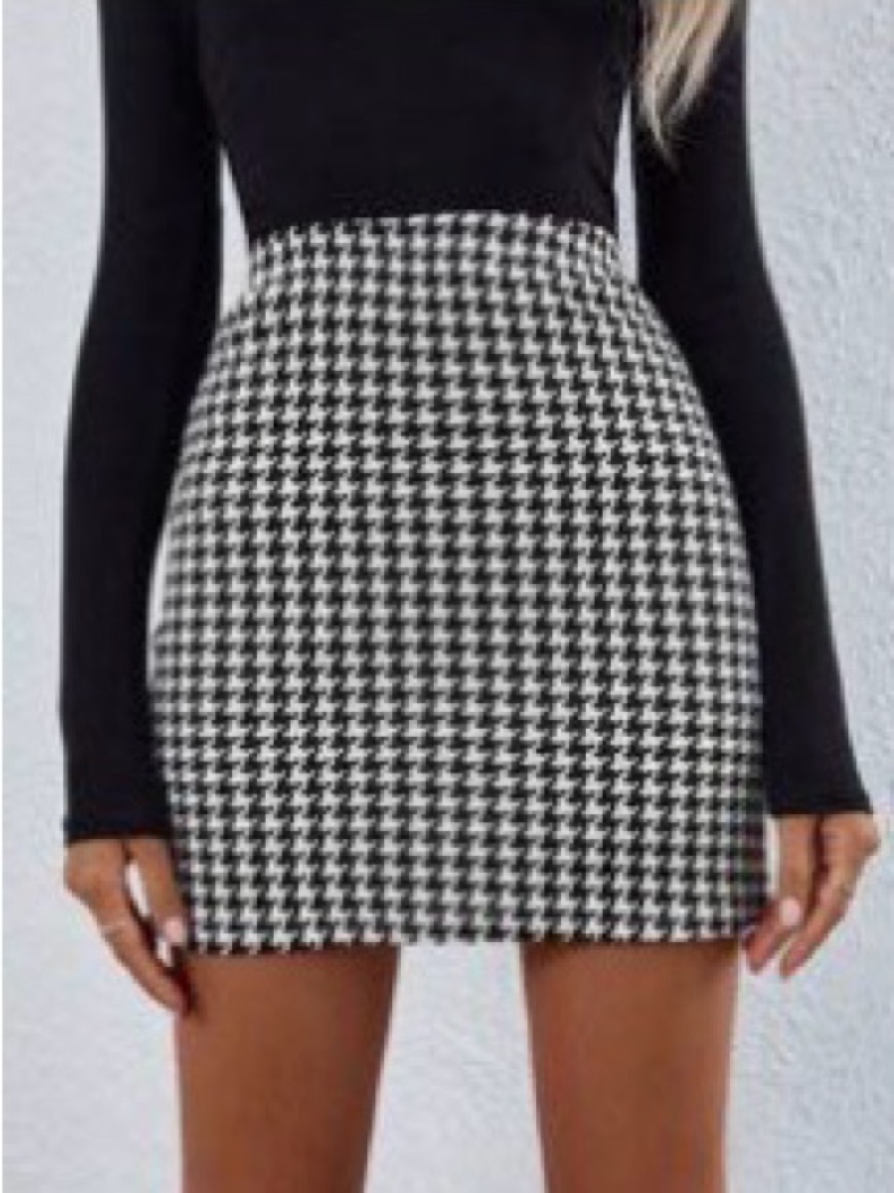 SHEIN Black & White Houndstooth High-Waist Mini Skirt